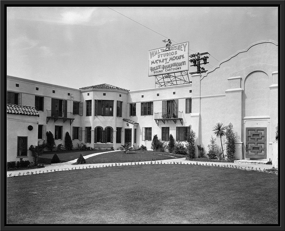 "Hyperion Studios Courtyard" from Disney Photo Archives - Image 16