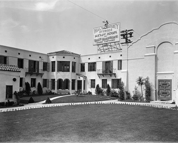 "Hyperion Studios Courtyard" from Disney Photo Archives - Image 4